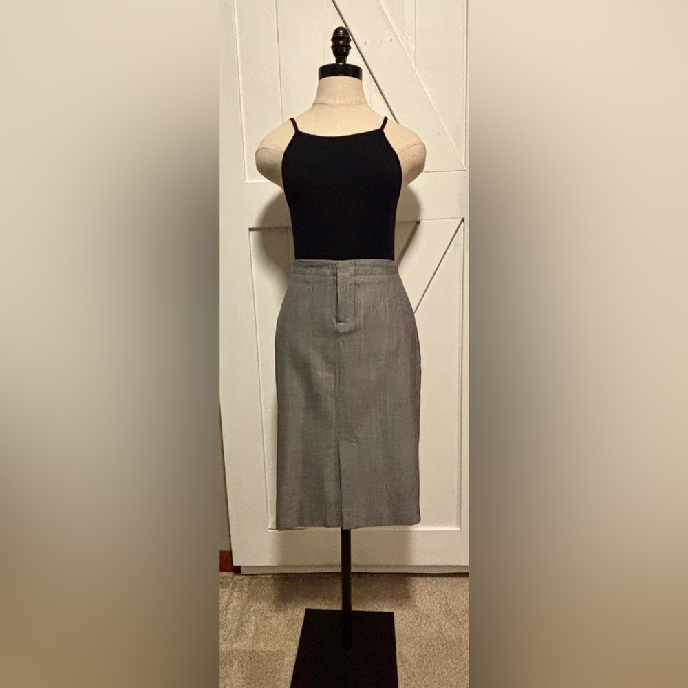 Banana Republic charcoal wool pencil skirt - Size 0